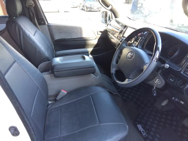 ハイエースバン 　ロングスーパーＧＬ　４ＷＤ　ディーゼルターボ　トヨタ純正ナビＴＶ　バックカメラ　ベットキット　前後ドライブレコーダー　ＥＴＣ（12枚目）