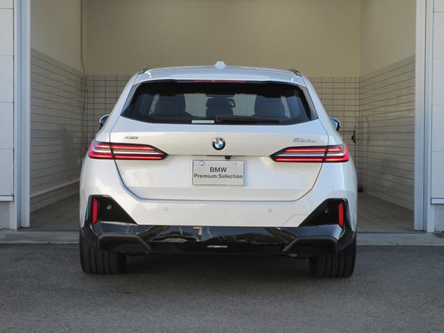 5シリーズ 523d xDriveツーリング Mスポーツ ワンオーナー 全国2年保証 追従式クルーズコントロール ヘッドアップディスプレイ 全周囲カメラ 20インチホイール(6枚目)