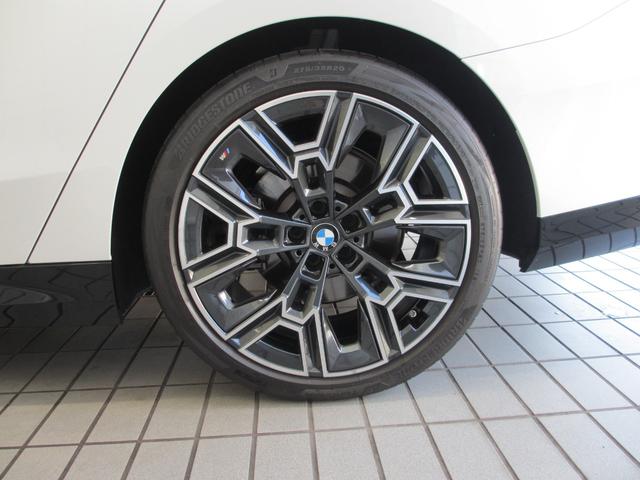 5シリーズ 523d xDriveツーリング Mスポーツ ワンオーナー 全国2年保証 追従式クルーズコントロール ヘッドアップディスプレイ 全周囲カメラ 20インチホイール(23枚目)