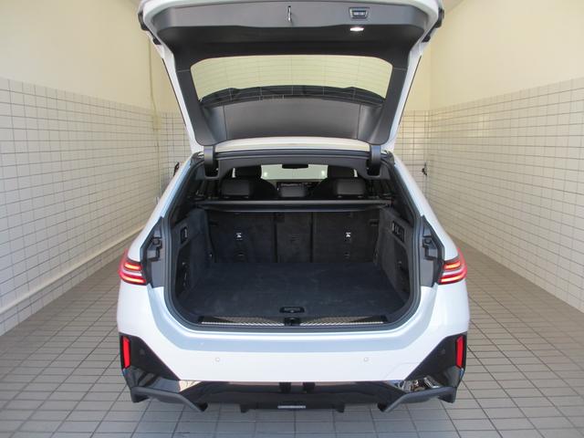 5シリーズ 523d xDriveツーリング Mスポーツ ワンオーナー 全国2年保証 追従式クルーズコントロール ヘッドアップディスプレイ 全周囲カメラ 20インチホイール(29枚目)