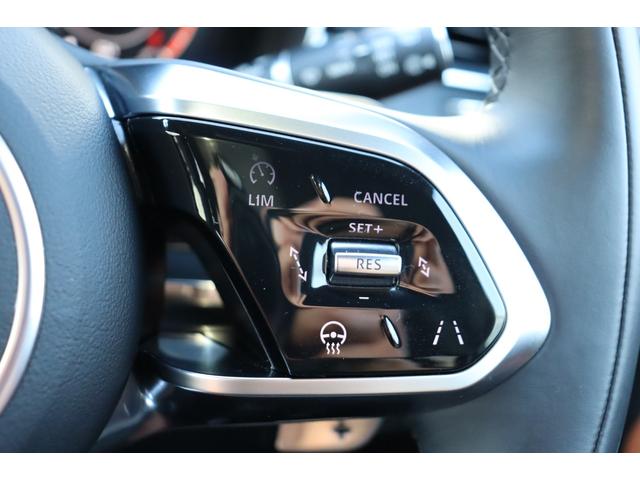 Fペイス  茶レザー・サンルーフ・シートヒーター・純正ナビゲーション・バックカメラ・デジタルメーター・純正ドライブレコーダー(10枚目)