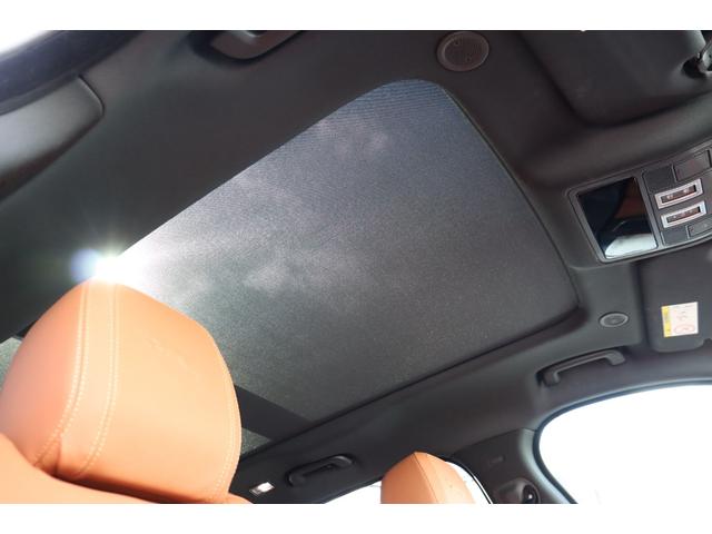 Fペイス  茶レザー・サンルーフ・シートヒーター・純正ナビゲーション・バックカメラ・デジタルメーター・純正ドライブレコーダー(22枚目)