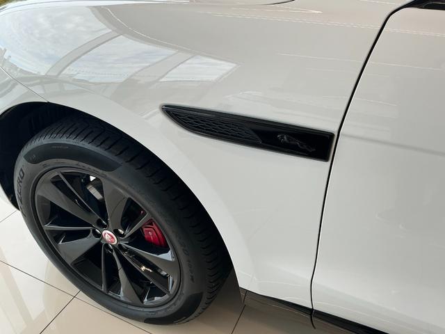 Fペイス R-ダイナミックブラックキュレーテッドフォージャパン シートヒーター パノラマガラスルーフ(14枚目)