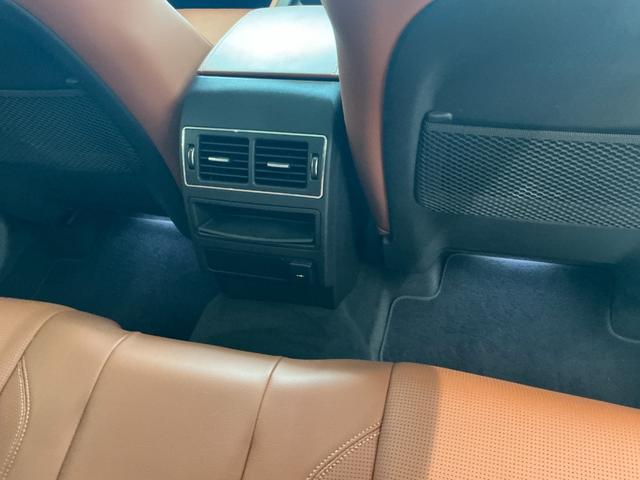 Fペイス R-ダイナミックブラックキュレーテッドフォージャパン シートヒーター パノラマガラスルーフ(16枚目)