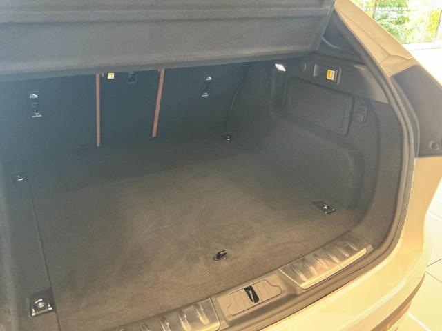 Fペイス R-ダイナミックブラックキュレーテッドフォージャパン シートヒーター パノラマガラスルーフ(18枚目)