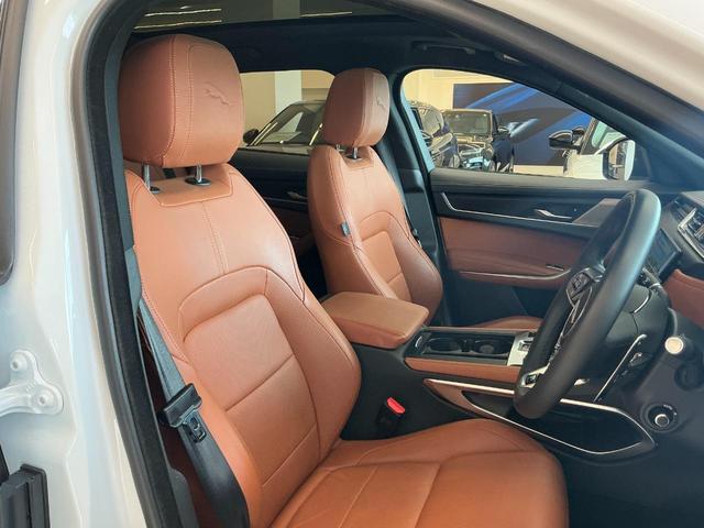 Fペイス R-ダイナミックブラックキュレーテッドフォージャパン シートヒーター パノラマガラスルーフ(20枚目)