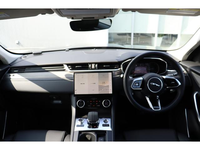 Fペイス ベースグレード D200 パワーテールゲート・黒レザーシート・クルーズコントロール・シートヒーター(7枚目)