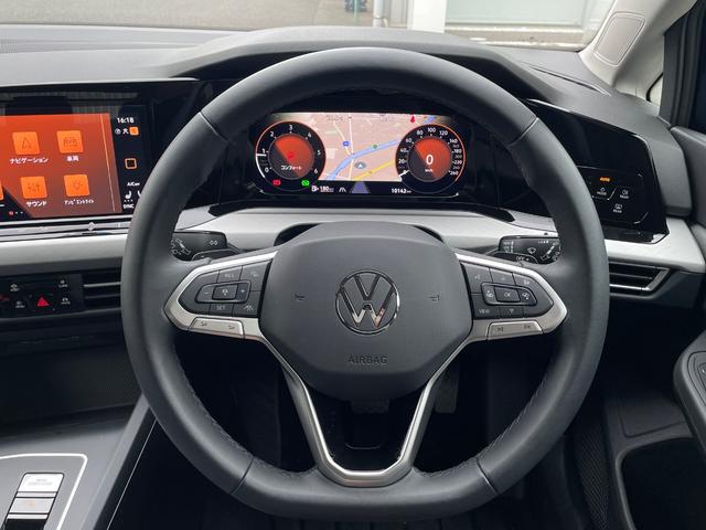 ゴルフ ＴＤＩアクティブアドバンス　ＬＥＤライト　コーナーセンサー　シ－トヒ－タ－　ワンオーナー　禁煙車　レーンキープアシスト　Ｂカメラ　ミュージックプレイヤー接続可　アイドリングストップ　ＥＴＣ２．０　フルセグＴＶ（18枚目）