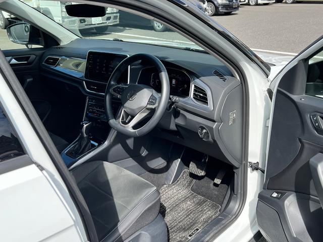 T-ロック TDI スタイル 盗難防止 1オーナー車 プリクラッシュ USB 2.0ETC レーンキープ ABS パワーウィンドウ リアカメラ アイドリングストップ Bluetooth クリアランスソナー LED 記録簿 禁煙車(38枚目)