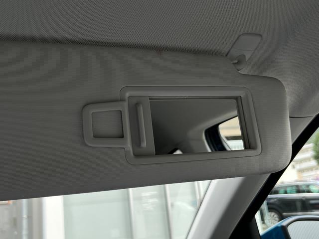 T-クロス TSI 1st 前後センサー LKA Bluetoothオーディオ LEDライト スマートキ- アダクティブクルーズコントロール メモリーナビ 禁煙 フルセグ パークアシスト 電動格納ミラー エアコン ルーフレール(36枚目)