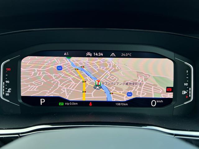 ゴルフトゥーラン ＴＳＩ　ハイライン　前後ソナー　パワーテールゲート　ＬＥＤライト　レーンキープ　ナビ　スマートエントリー　シートヒーター　キーレス　パークアシスト　ＡＣＣ　衝突被害軽減ブレーキ　ブルートゥースオーディオ　禁煙車　Ｂカメラ（24枚目）