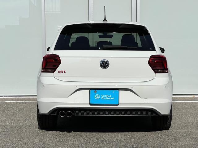 ポロGTI ベースグレード BT アイスト ターボ レーダークルーズコントロール LEDヘッド スマートキー バックカメラ ETC2.0 禁煙車 キーレスエントリー フルセグTV オートライト USB フルオートエアコン 記録簿(7枚目)