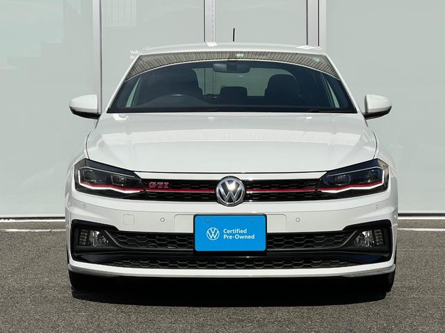 ポロGTI ベースグレード BT アイスト ターボ レーダークルーズコントロール LEDヘッド スマートキー バックカメラ ETC2.0 禁煙車 キーレスエントリー フルセグTV オートライト USB フルオートエアコン 記録簿(10枚目)