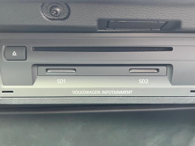 ポロGTI ベースグレード BT アイスト ターボ レーダークルーズコントロール LEDヘッド スマートキー バックカメラ ETC2.0 禁煙車 キーレスエントリー フルセグTV オートライト USB フルオートエアコン 記録簿(34枚目)