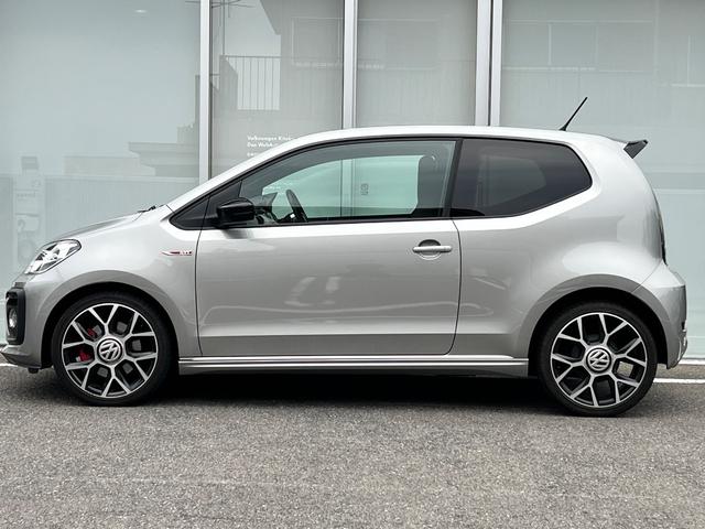 アップ! アップ!GTI Bluetooth対応 ターボ アイドリングストップ キーレスエントリー エアコン パワーステアリング 横滑り防止 盗難防止システム 禁煙車 ETC 前席シートヒーター ABS オートライト USB(5枚目)