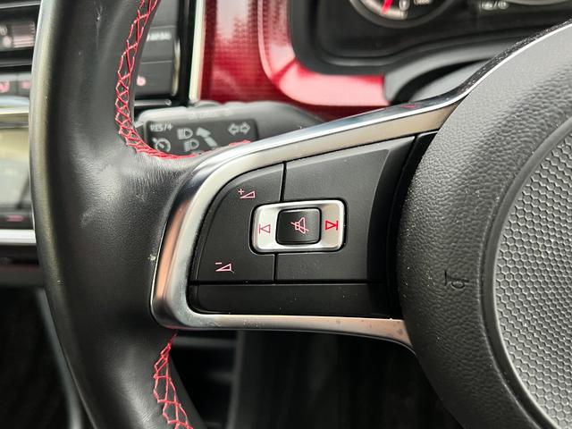 アップ! アップ!GTI Bluetooth対応 ターボ アイドリングストップ キーレスエントリー エアコン パワーステアリング 横滑り防止 盗難防止システム 禁煙車 ETC 前席シートヒーター ABS オートライト USB(20枚目)