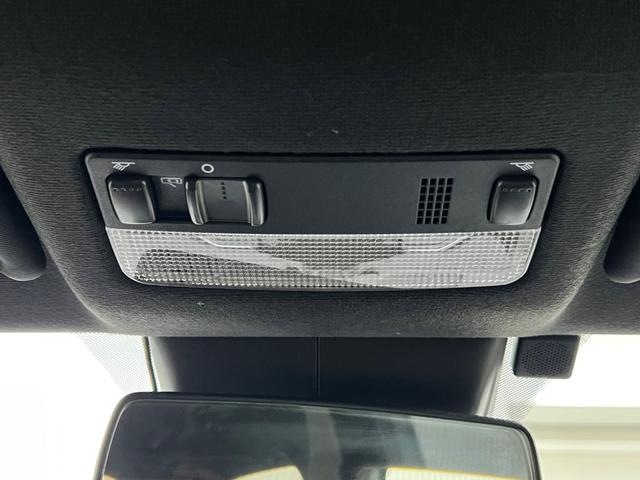 アップ! アップ!GTI Bluetooth対応 ターボ アイドリングストップ キーレスエントリー エアコン パワーステアリング 横滑り防止 盗難防止システム 禁煙車 ETC 前席シートヒーター ABS オートライト USB(32枚目)