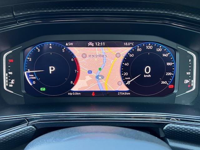 Ｔ－クロス ＴＳＩ　１ｓｔ　前後センサー　ＮＡＶＩ　Ｂｌｕｅｔｏｏｔｈオーディオ　ＬＥＤライト　スマートキ－　アダクティブクルーズコントロール　メモリーナビ　禁煙　パークアシスト　電動格納ミラー　エアコン　パワーステアリング（22枚目）