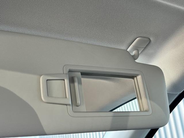 Ｔ－クロス ＴＳＩ　１ｓｔ　前後センサー　ＮＡＶＩ　Ｂｌｕｅｔｏｏｔｈオーディオ　ＬＥＤライト　スマートキ－　アダクティブクルーズコントロール　メモリーナビ　禁煙　パークアシスト　電動格納ミラー　エアコン　パワーステアリング（36枚目）