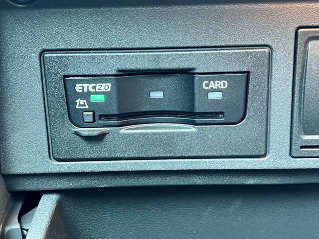 Ｔ－クロス ＴＳＩ　１ｓｔ　前後センサー　ＮＡＶＩ　Ｂｌｕｅｔｏｏｔｈオーディオ　ＬＥＤライト　スマートキ－　アダクティブクルーズコントロール　メモリーナビ　禁煙　パークアシスト　電動格納ミラー　エアコン　パワーステアリング（37枚目）