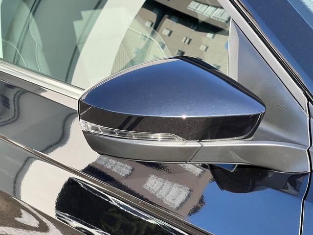 Ｔ－クロス ＴＳＩ　スタイル　シティエマージェンシーブレーキ　オートハイビーム　ブルートゥース　ＵＳＢ　ＬＥＤ　スマートキー　ナビ　アダクティブクルーズコントロール　ＥＴＣ２．０　Ｂカメラ　禁煙　ルーフレール　電動格納ミラー（13枚目）