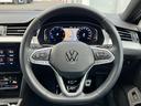 TDI Rライン LEDヘッドライト レーンアシスト 電動リヤゲート コーナーセンサー 前席シートヒーター BT 禁煙使用 バックカメラ 本革シート ナビ ACC パワーシート 駐車アシスト ETC2.0 ワンオーナー(21枚目)