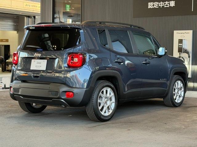 ジープ・レネゲード リミテッド 革シート ナビバックカメラ フルセグTVチューナー LEDヘッドライト 前後ドラレコ(2枚目)