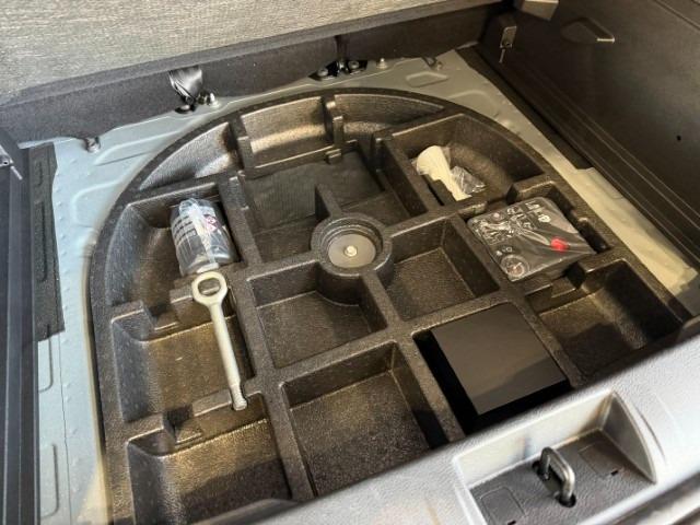 ジープ・レネゲード リミテッド 革シート ナビバックカメラ フルセグTVチューナー LEDヘッドライト 前後ドラレコ(49枚目)