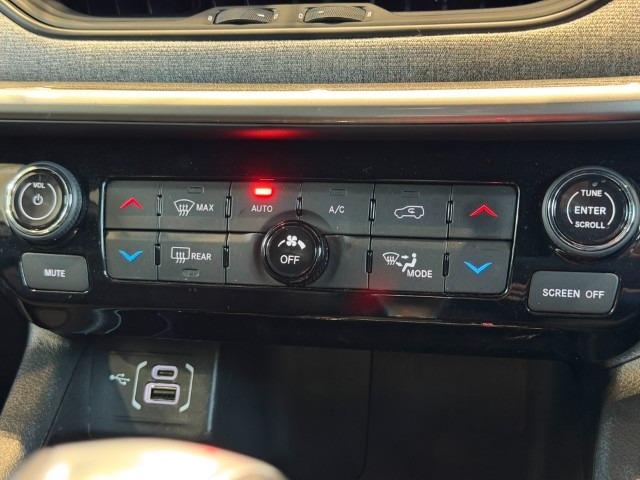 ジープ・コンパス ロンジチュード ナビ バックカメラ フルセグTVチューナー ハーフレザー LEDヘッドライト(13枚目)