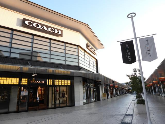 208 GT 6速マニュアル エアコン ETC 純正アルミホイール クリアランスセンサー クルーズコントロール パノラミックガラスルーフ(4枚目)