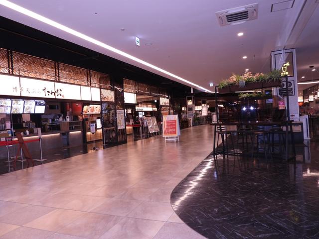 208 GT 6速マニュアル エアコン ETC 純正アルミホイール クリアランスセンサー クルーズコントロール パノラミックガラスルーフ(5枚目)