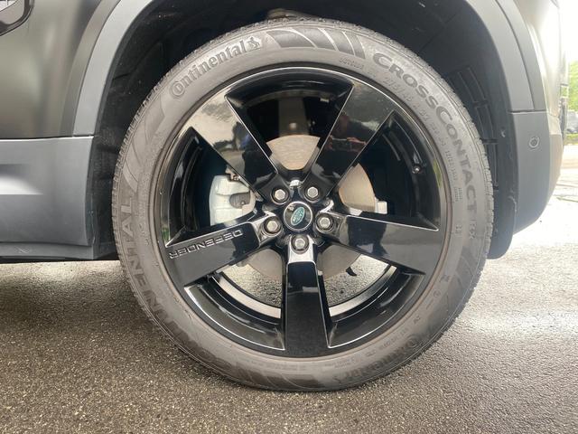 ディフェンダー 110イースナーダークエディション スライディングパノラミックルーフ 電子制御エアサスペンション 22AW ブライトエクステリアパック ヘッドアップディスプレイ プライバシーガラス マトリックスLEDヘッドランプ コールドクライメート(23枚目)