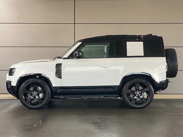 ディフェンダー ９０Ｘ－ダイナミックＨＳＥ　Ｄ３５０　電子制御エアサスペンション　２２インチＡＷ　クリアサイトビューミラー　フロントセンターコンソールクーラーＢＯＸ　コールドクライメートパック　オフロードパック　エクステンデッドブラックエクステリアパック（6枚目）