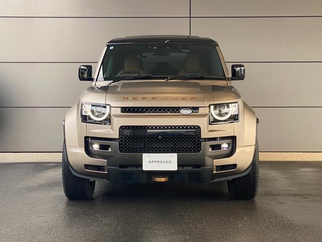 ディフェンダー オクタ　６３５ｐｓ　７５０Ｎ　１オーナー禁煙　マットプロテクティブフィルム（6枚目）