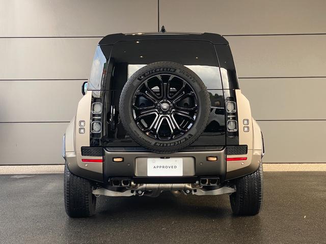 ディフェンダー オクタ　６３５ｐｓ　７５０Ｎ　１オーナー禁煙　マットプロテクティブフィルム（7枚目）