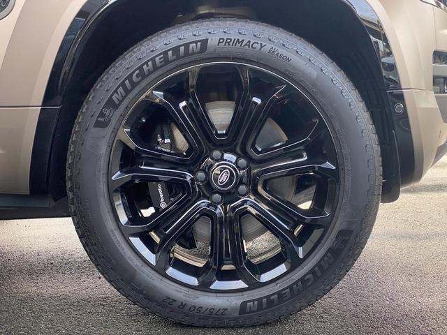 ディフェンダー オクタ　６３５ｐｓ　７５０Ｎ　１オーナー禁煙　マットプロテクティブフィルム（26枚目）