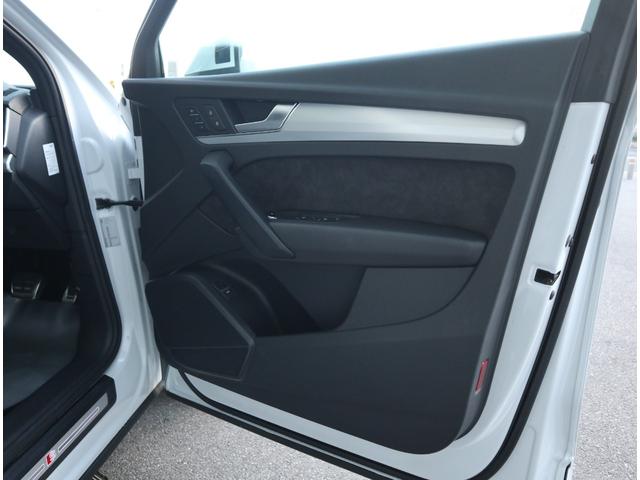 Q5 40TDIクワトロ スポーツ マトリクスLED サイド/レーン/トラフィック/リヤクロスアシスト サラウンドカメラ マルチアンビエントライト アルカンターラレザー アダプティブクルーズコントロール アシスタンス 19AW(28枚目)