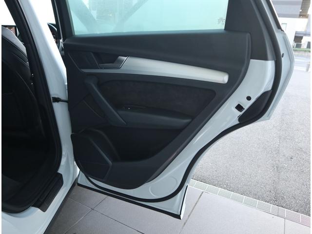 Q5 40TDIクワトロ スポーツ マトリクスLED サイド/レーン/トラフィック/リヤクロスアシスト サラウンドカメラ マルチアンビエントライト アルカンターラレザー アダプティブクルーズコントロール アシスタンス 19AW(31枚目)