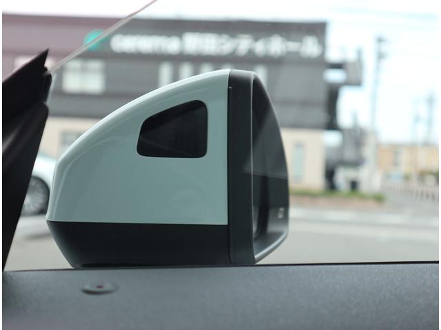 TTクーペ 40TFSI Sラインパッケージ マトリクスLED アルカンターラレザー アシスタンス サイドアシスト クルーズコントロール センターアームレスト Rカメラ APS ナビ 18AW(12枚目)