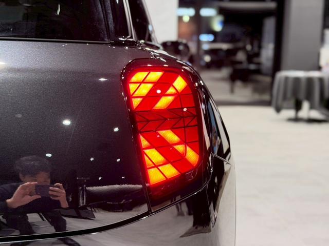 MINI エースマンSE フェイバリット・トリム MPKG 19インチアルミ AppleCarPlay サラウンドビューモニター バックモニター シートヒーター ドライブレコーダー スマートキー Harman/Kardon(25枚目)