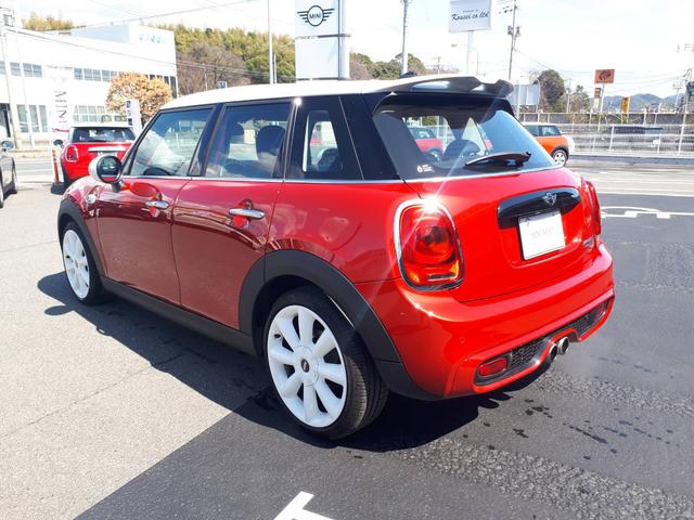 クーパーSD 弊社デモカー バックカメラ URBANスタイル(5枚目)