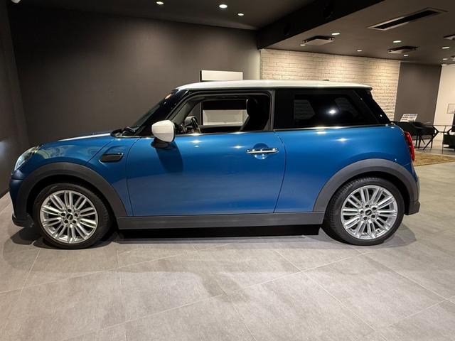 MINI クーパー 後期型・アップルカープレイ・クラシックトリム(4枚目)