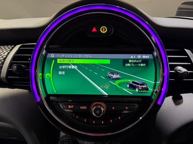 MINI クーパーSD ETC2.0 ドライビングモード切替 後期型 ユニオンジャックテールランプ17インチアルミホイール(22枚目)