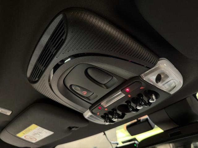 MINI クーパーSD ETC2.0 ドライビングモード切替 後期型 ユニオンジャックテールランプ17インチアルミホイール(26枚目)