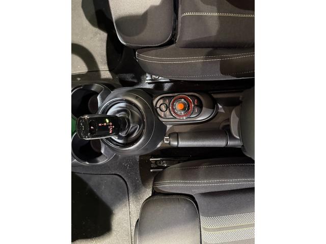 MINI クーパーSD ETC2.0 ドライビングモード切替 後期型 ユニオンジャックテールランプ17インチアルミホイール(28枚目)