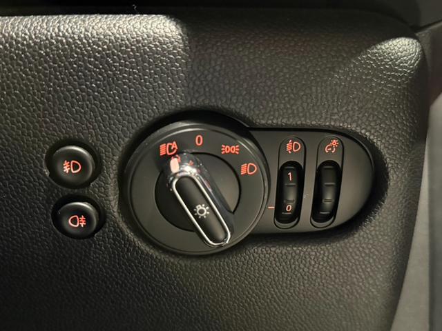 MINI クーパーSD ETC2.0 ドライビングモード切替 後期型 ユニオンジャックテールランプ17インチアルミホイール(30枚目)