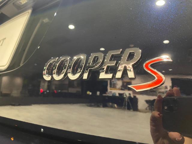 ＭＩＮＩ クーパーＳ　クラシック・トリム　シートヒーター　ヘッドアップディスプレイ　１７インチアルミ　純正ドラレコ前後（15枚目）