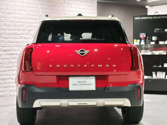 MINI カントリーマンD フェイバリット・トリム フェイバードトリム Mパッケージ 19インチカレイドスポーク 全方位カメラ ドラレコ(6枚目)