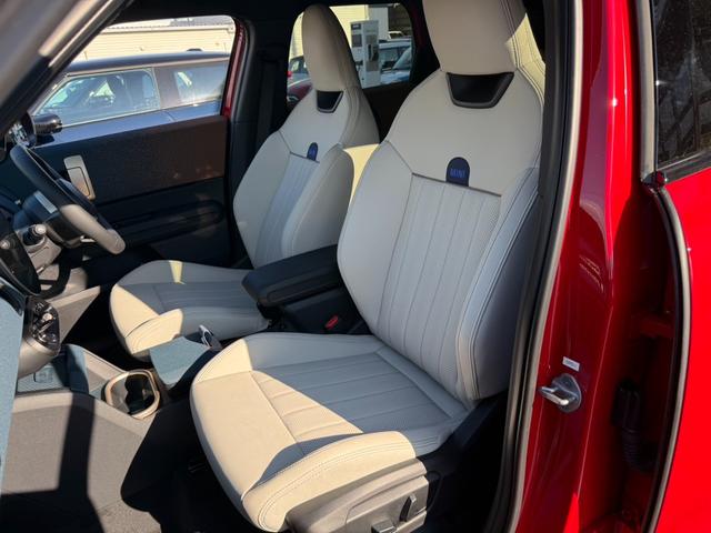 MINI カントリーマンD フェイバリット・トリム フェイバードトリム Mパッケージ 19インチカレイドスポーク 全方位カメラ ドラレコ(19枚目)