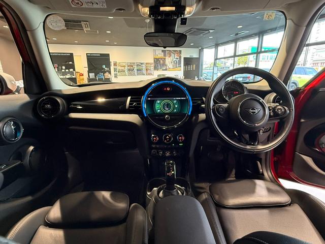 MINI クーパー ピカデリーエディション 限定車ピカデリー シートヒーター 純正レザーシート 純正15インチアルミホイール ETC(3枚目)